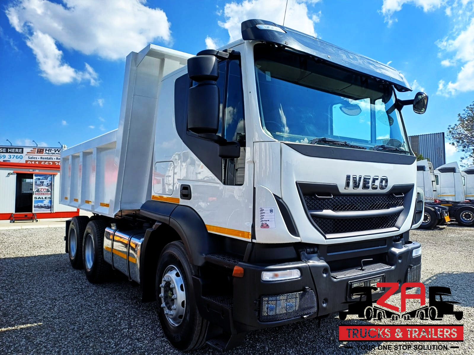 2020 IVECO TRAKKER 440 10 CUBE TIPPER #11369